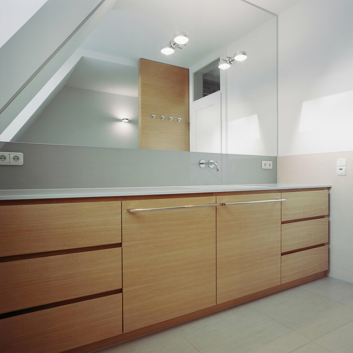 (Gerd Grimm © Marius Schreyer Design)  (Gerd Grimm © Marius Schreyer Design)