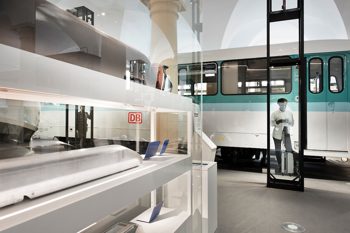 (Gerd Grimm © Marius Schreyer Design)  (Gerd Grimm © Marius Schreyer Design)