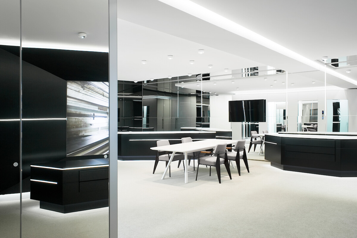 (Gerd Grimm © Marius Schreyer Design)  (Gerd Grimm © Marius Schreyer Design)