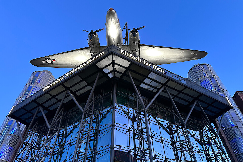 Licht und Information als Corporate Design