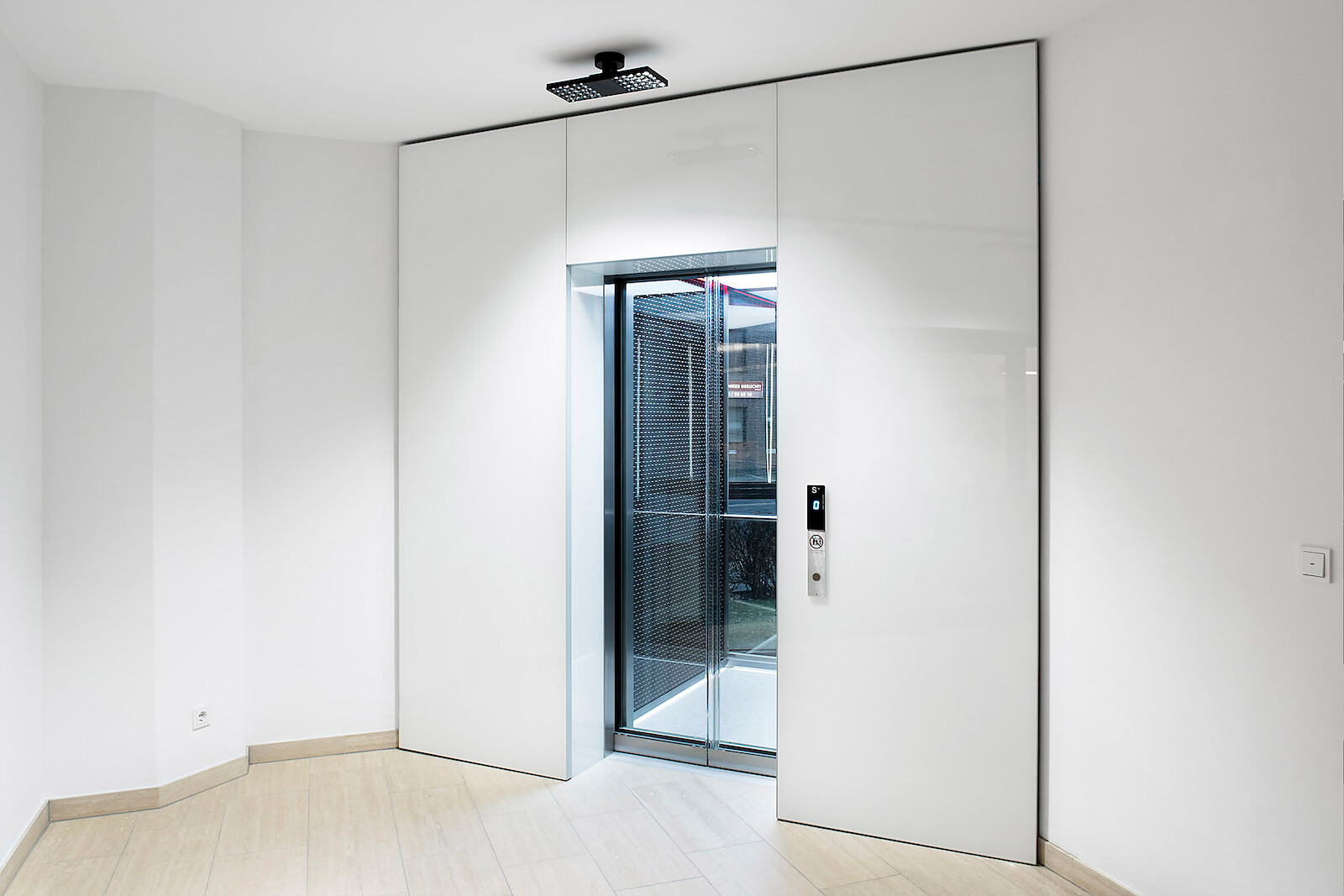 (Gerd Grimm © Marius Schreyer Design)  (Gerd Grimm © Marius Schreyer Design)