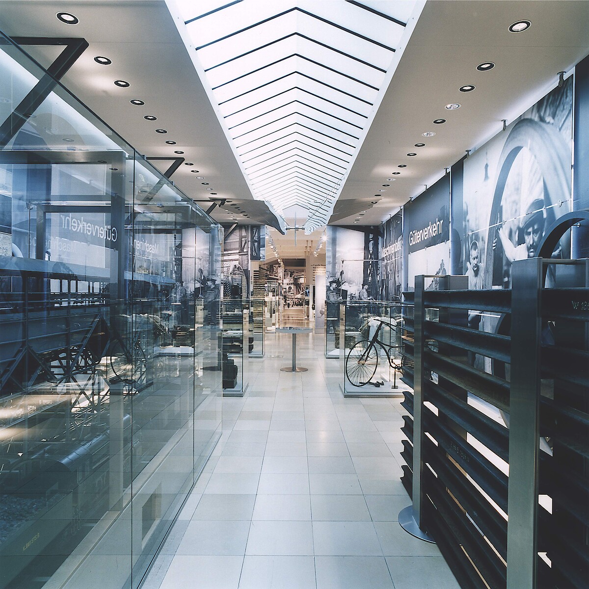 (Gerd Grimm © Marius Schreyer Design)  (Gerd Grimm © Marius Schreyer Design)