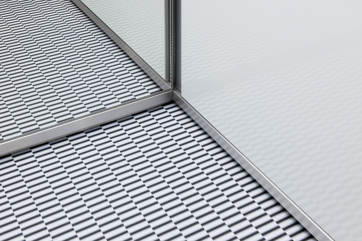 S+MB25_11 (Gerd Grimm © Marius Schreyer Design) S+MB25_11 (Gerd Grimm © Marius Schreyer Design)