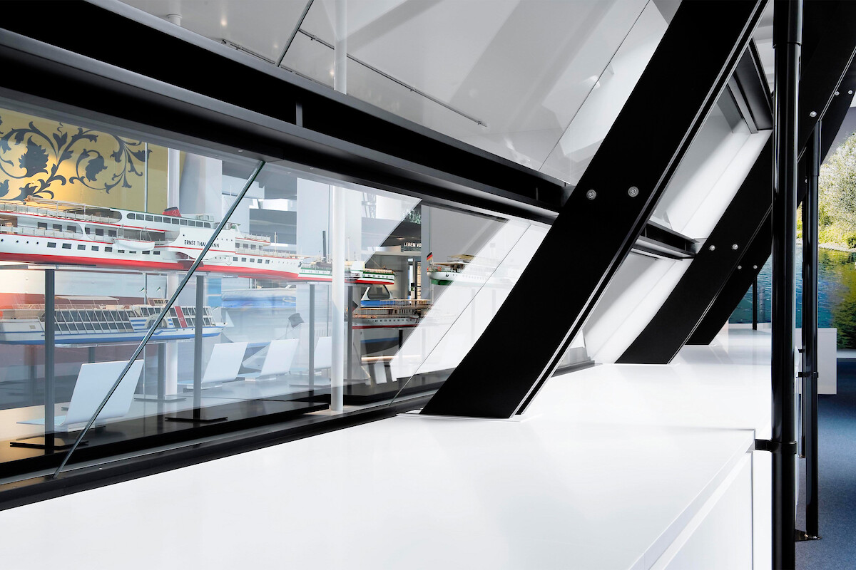 (Gerd Grimm © Marius Schreyer Design)  (Gerd Grimm © Marius Schreyer Design)
