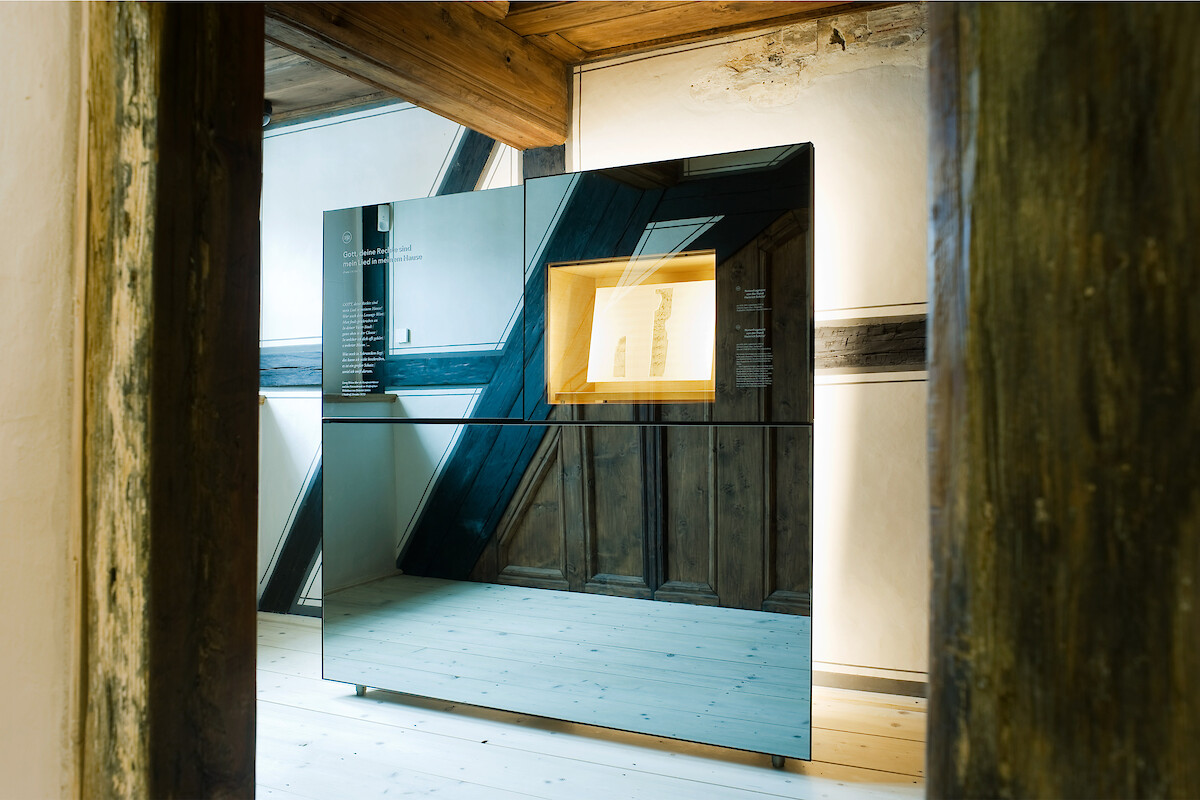 (Gerd Grimm © Marius Schreyer Design)  (Gerd Grimm © Marius Schreyer Design)