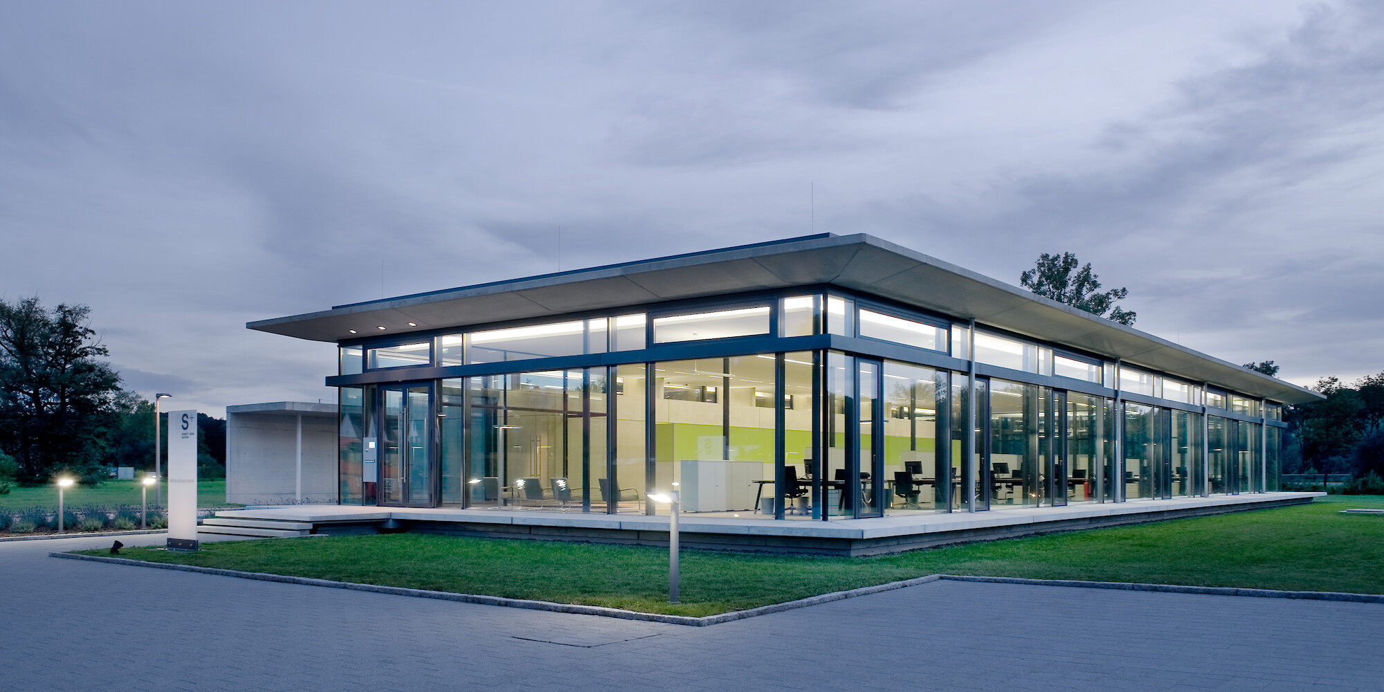 (Gerd Grimm © Marius Schreyer Design)  (Gerd Grimm © Marius Schreyer Design)