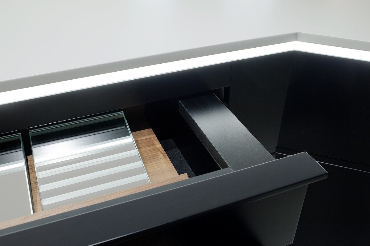 (Gerd Grimm © Marius Schreyer Design)  (Gerd Grimm © Marius Schreyer Design)