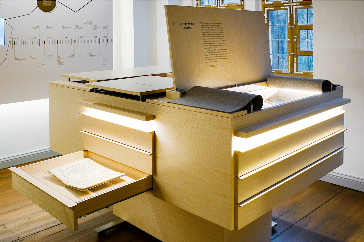 (Gerd Grimm © Marius Schreyer Design)  (Gerd Grimm © Marius Schreyer Design)