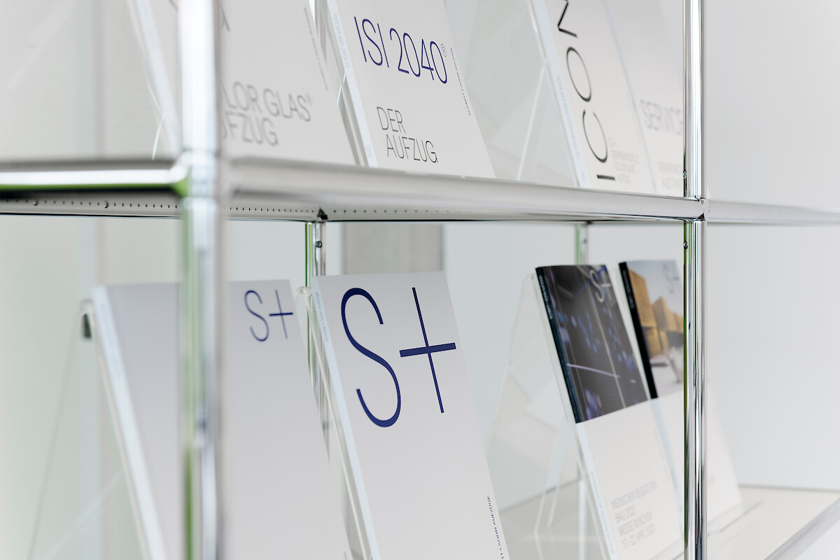 S+IN_04 (Gerd Grimm &copy;&nbsp;Marius Schreyer Design)