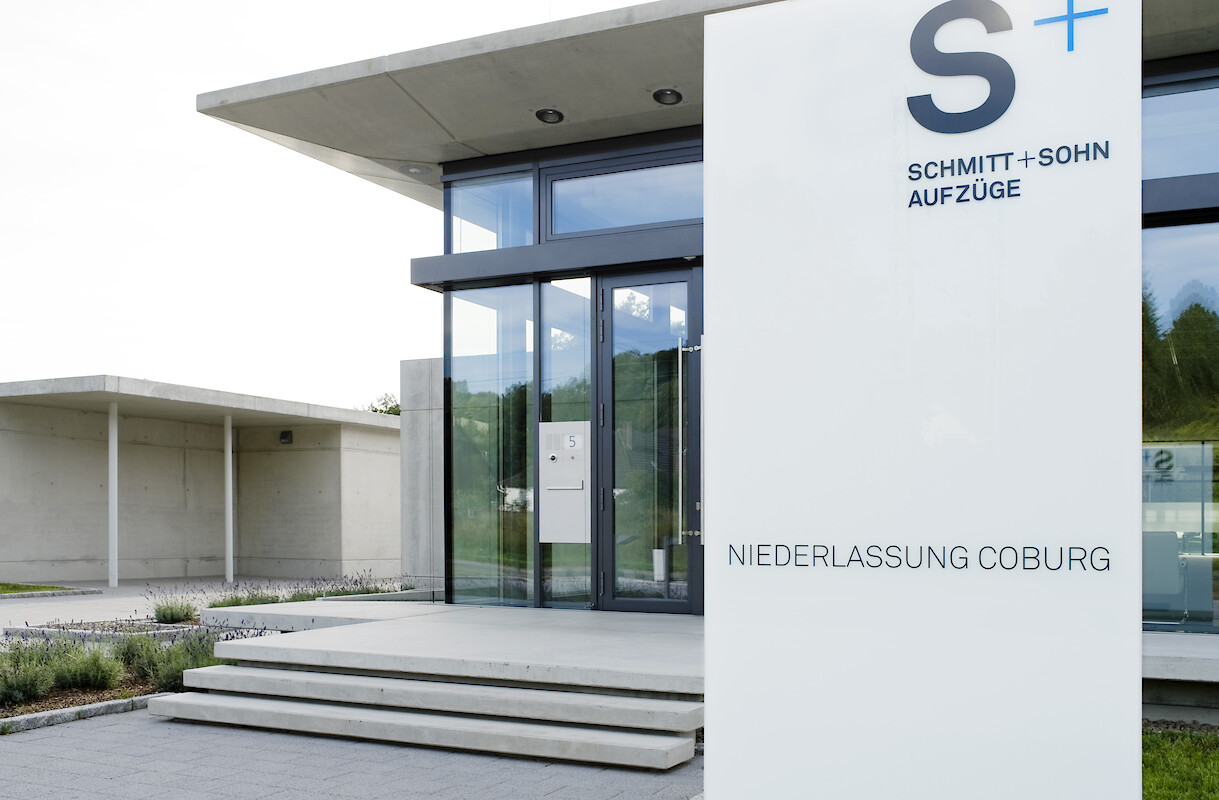 // Schmitt + Sohn Aufzüge / Architektur