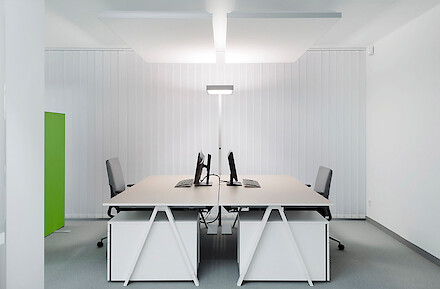 Büro-2 (Gerd Grimm © Marius Schreyer Design)
