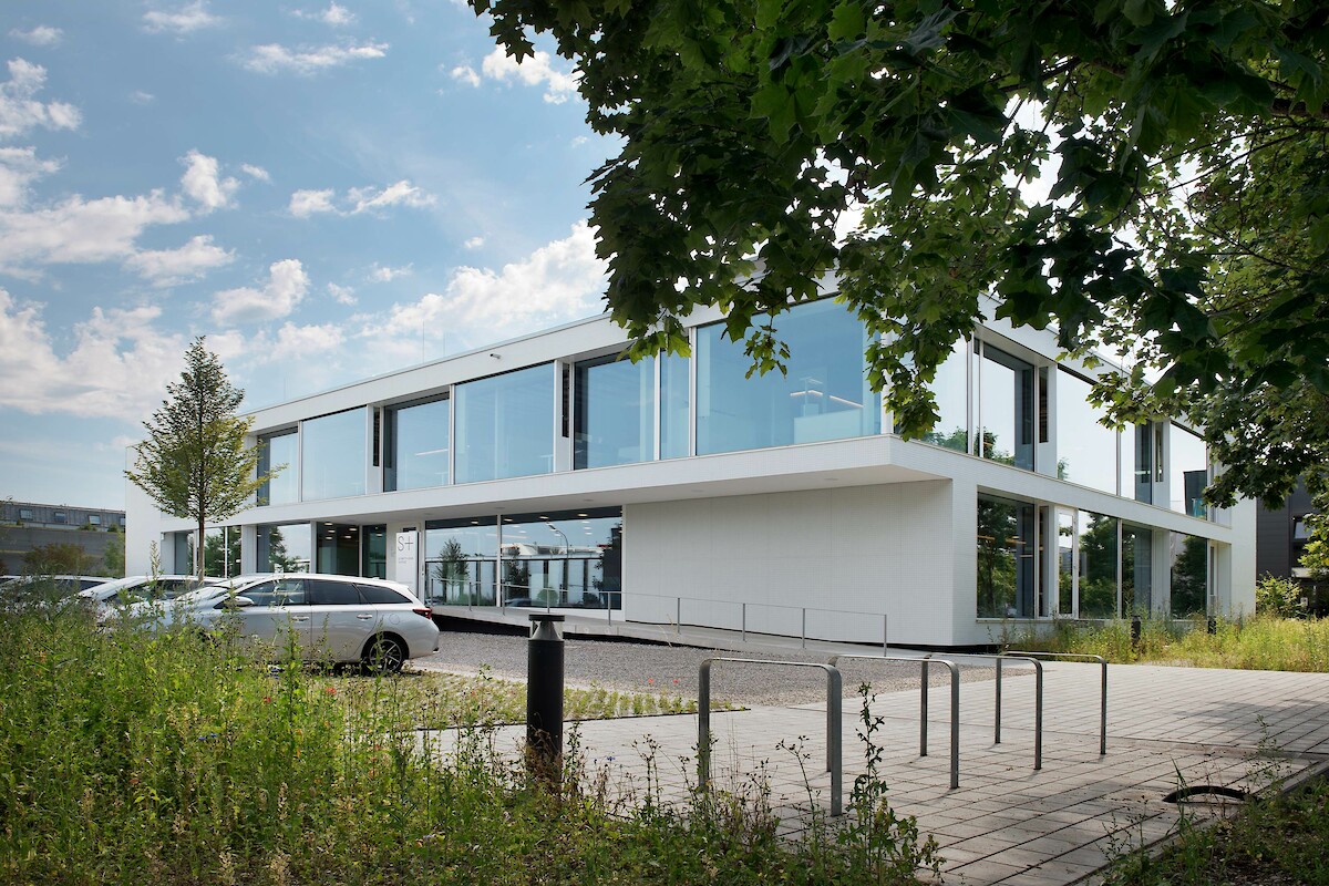 (Gerd Grimm © Marius Schreyer Design)  (Gerd Grimm © Marius Schreyer Design)