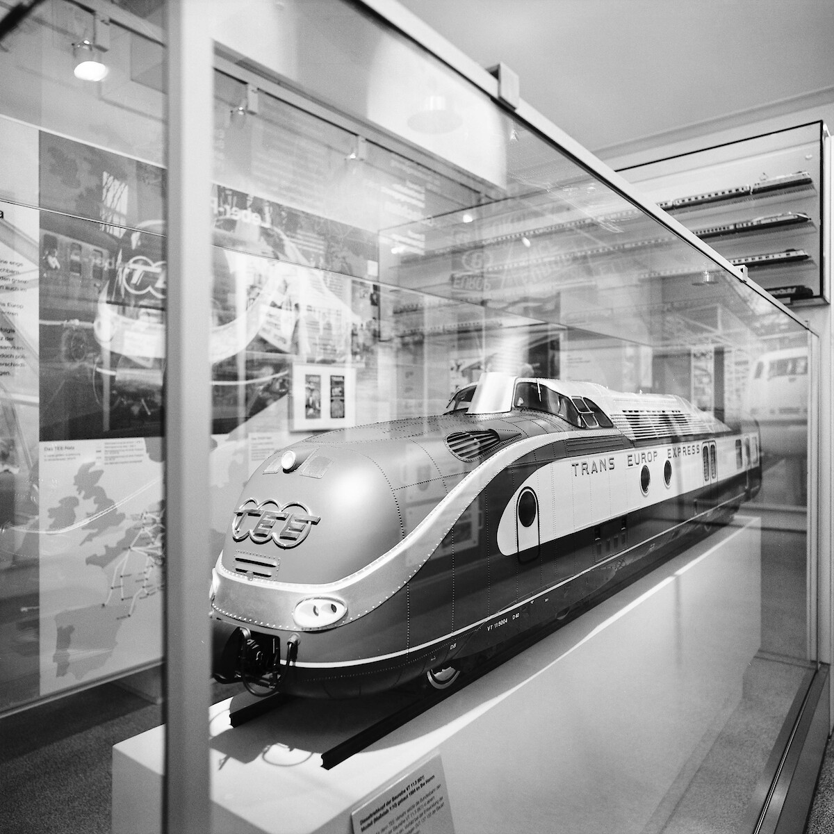 (Gerd Grimm © Marius Schreyer Design)  (Gerd Grimm © Marius Schreyer Design)