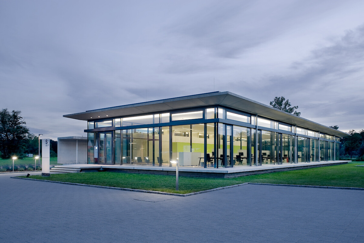 (Gerd Grimm © Marius Schreyer Design)  (Gerd Grimm © Marius Schreyer Design)